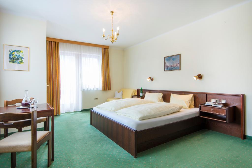 Monuth Apartment