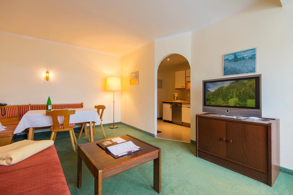 Monuth Apartment