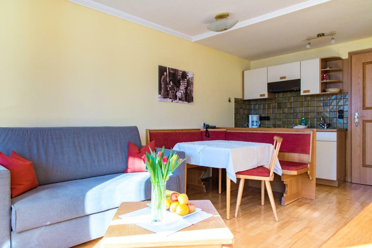 Monuth Apartment